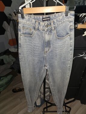 Momokrom Women's High-Rise Light Blue Jeans